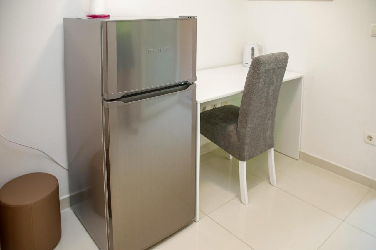 Studio Apartman Hotel Сплит Екстериор снимка