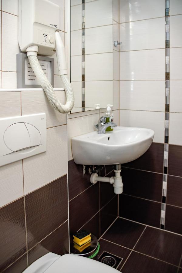 Studio Apartman Hotel Сплит Екстериор снимка