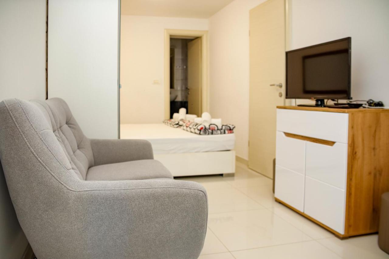 Studio Apartman Hotel Сплит Екстериор снимка