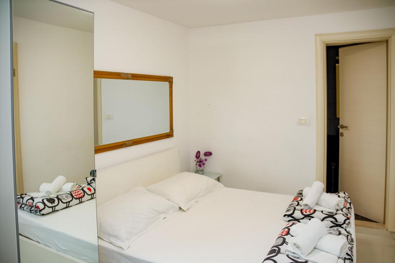 Studio Apartman Hotel Сплит Екстериор снимка