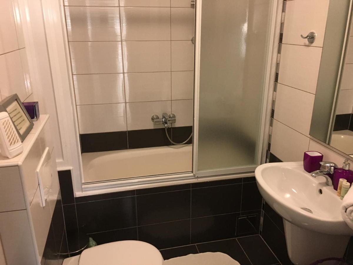 Studio Apartman Hotel Сплит Екстериор снимка
